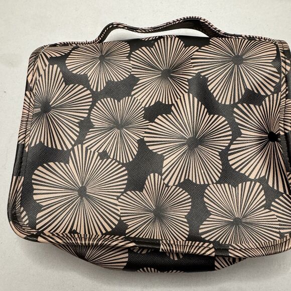 Trina Turk Hanging Toiletry Travel Cosmetic Bag Black Beige Floral Pink Lining - Picture 2 of 9